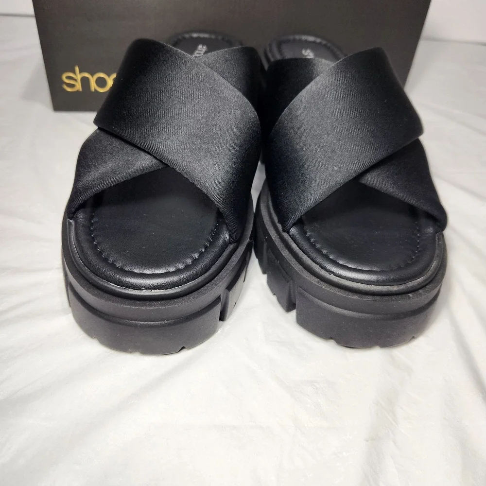 Shoe Dazzle Womens Chunky Wedge Sandal Slip On Slides Size 8.5‎ Black